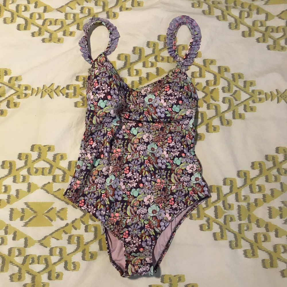 NWOT Victoria’s Secret swimsuit